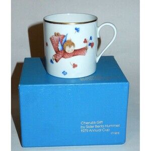 Schmid 1979 Annual Cup Cherub's Gift by Sister Berta Hummel w/Box